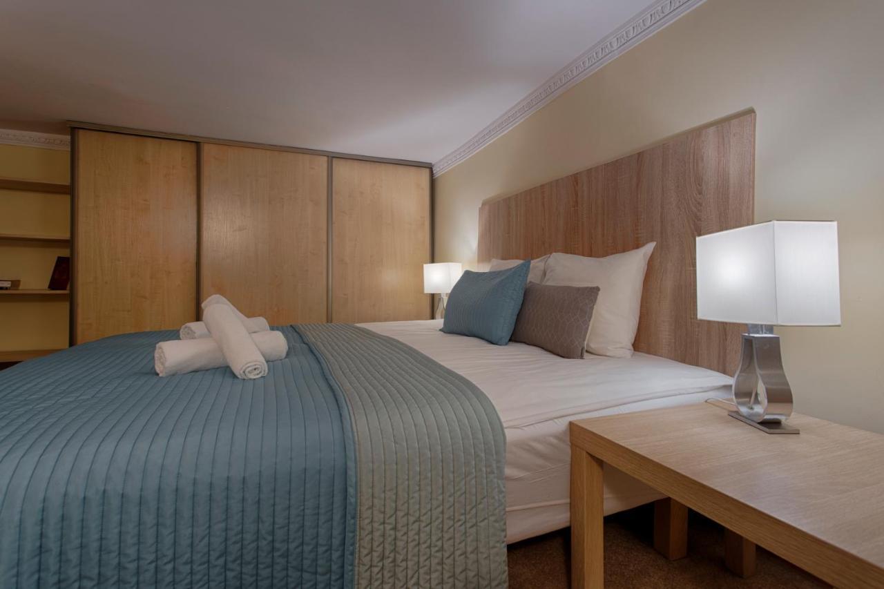 Tyzenhauz Apartments Economy คราคูฟ ภายนอก รูปภาพ