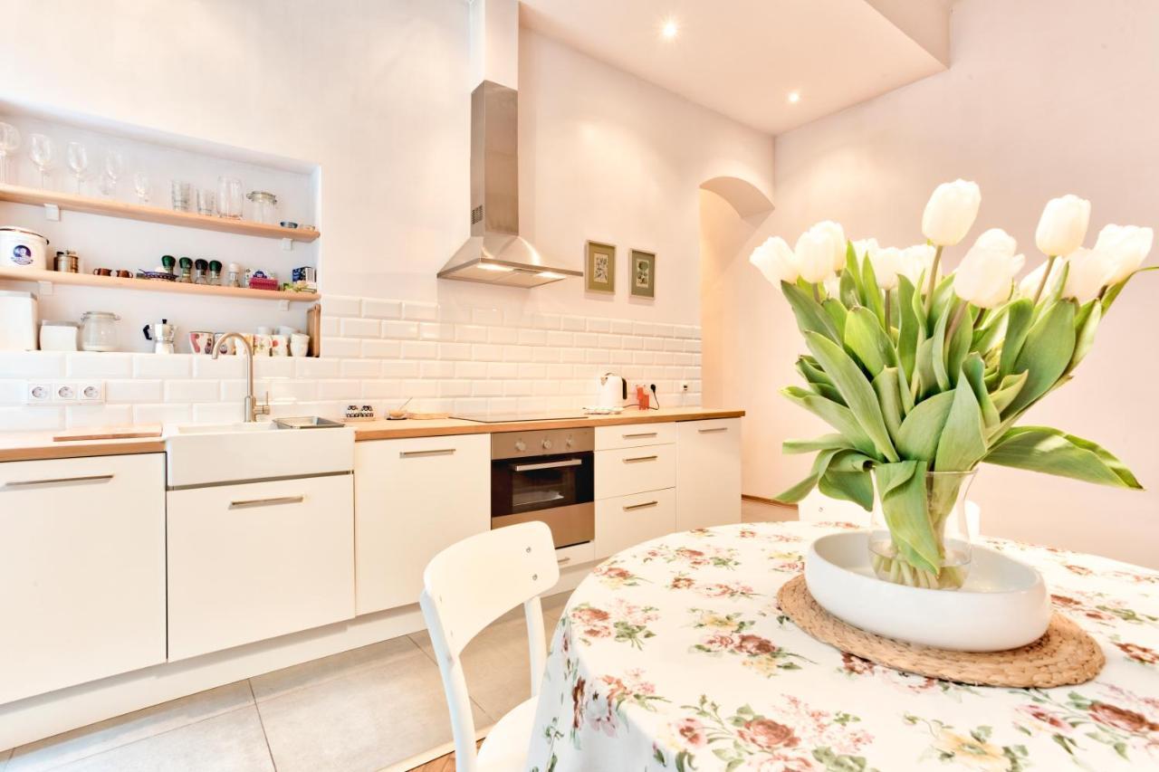 Tyzenhauz Apartments Economy คราคูฟ ภายนอก รูปภาพ