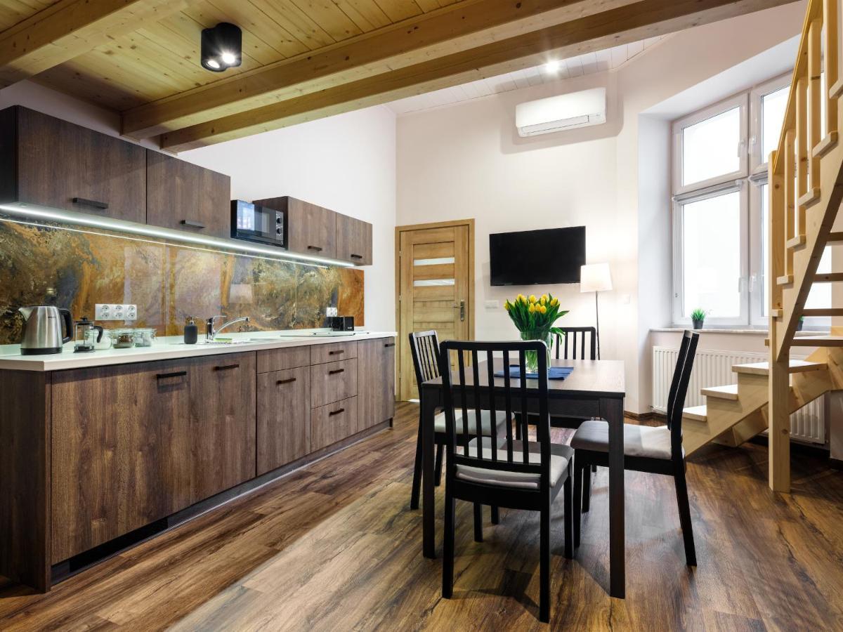 Tyzenhauz Apartments Economy คราคูฟ ภายนอก รูปภาพ